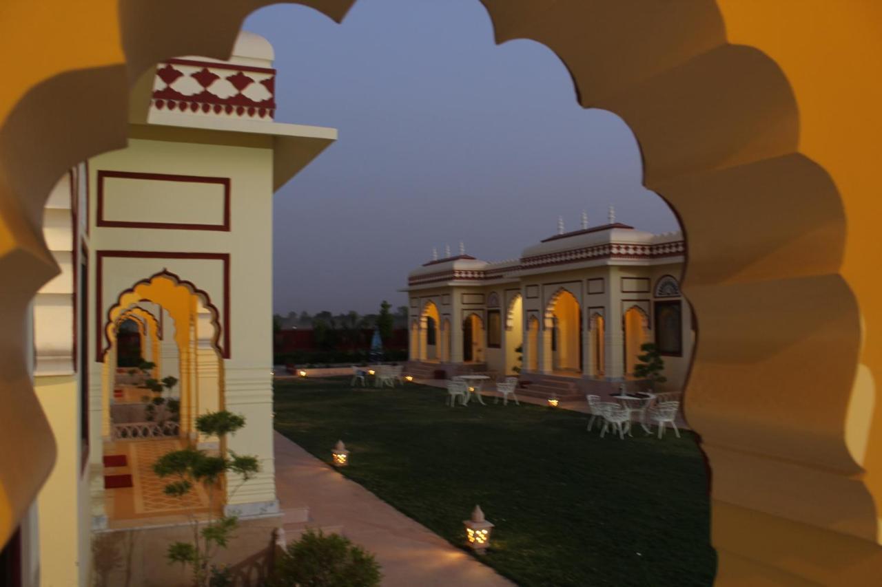 Hotel The Grand Barso Bharatpur Exterior foto